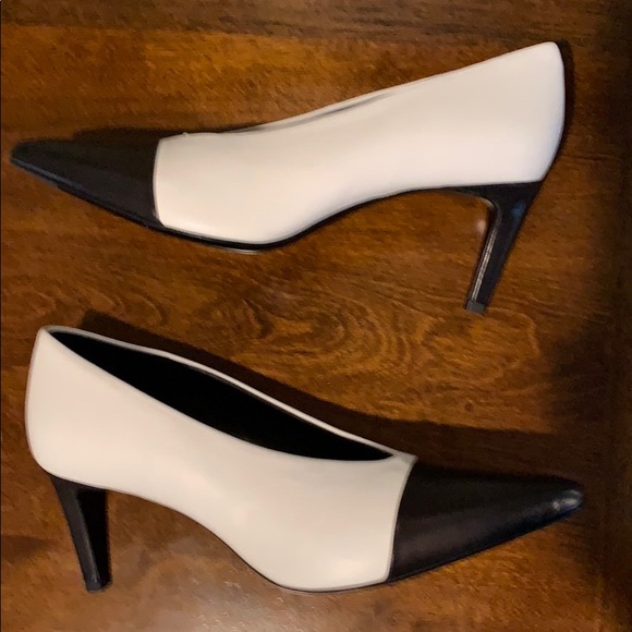 rag & bone Shoes - Rag & Bone Beha Pump in Black and White